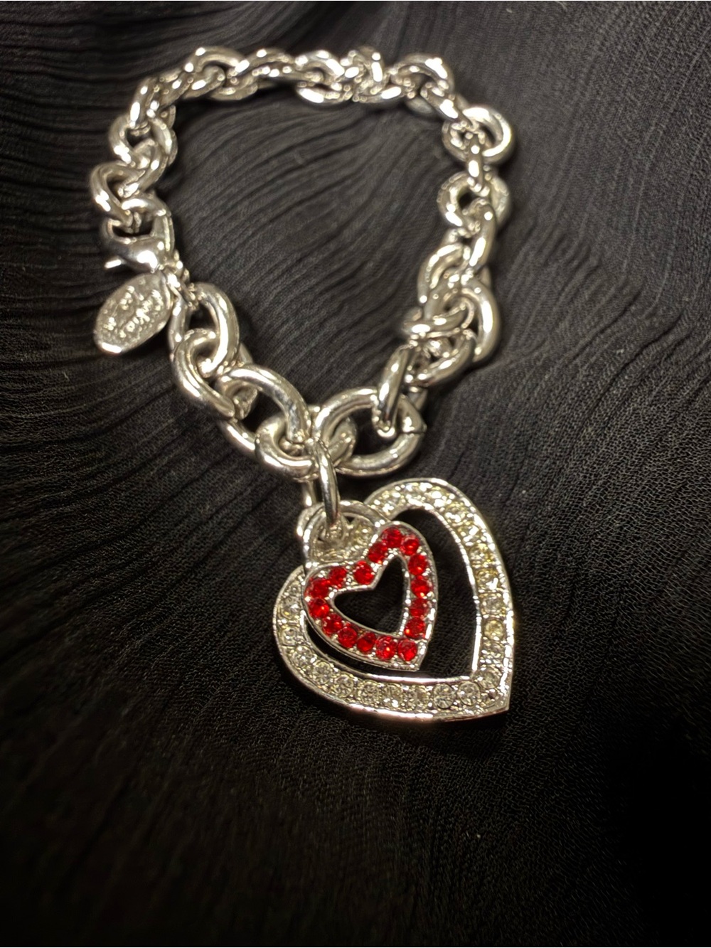 Like New Vintage Cookie Lee Double Heart Charm Bracelet